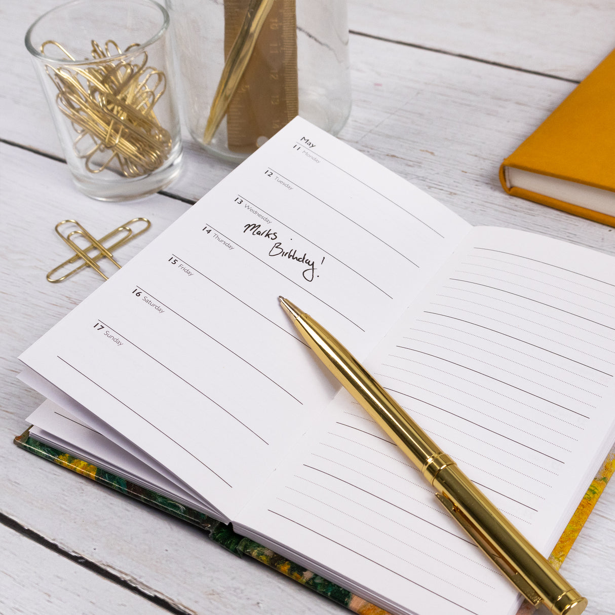 Fine Art 2026 Slim Weekly Diary