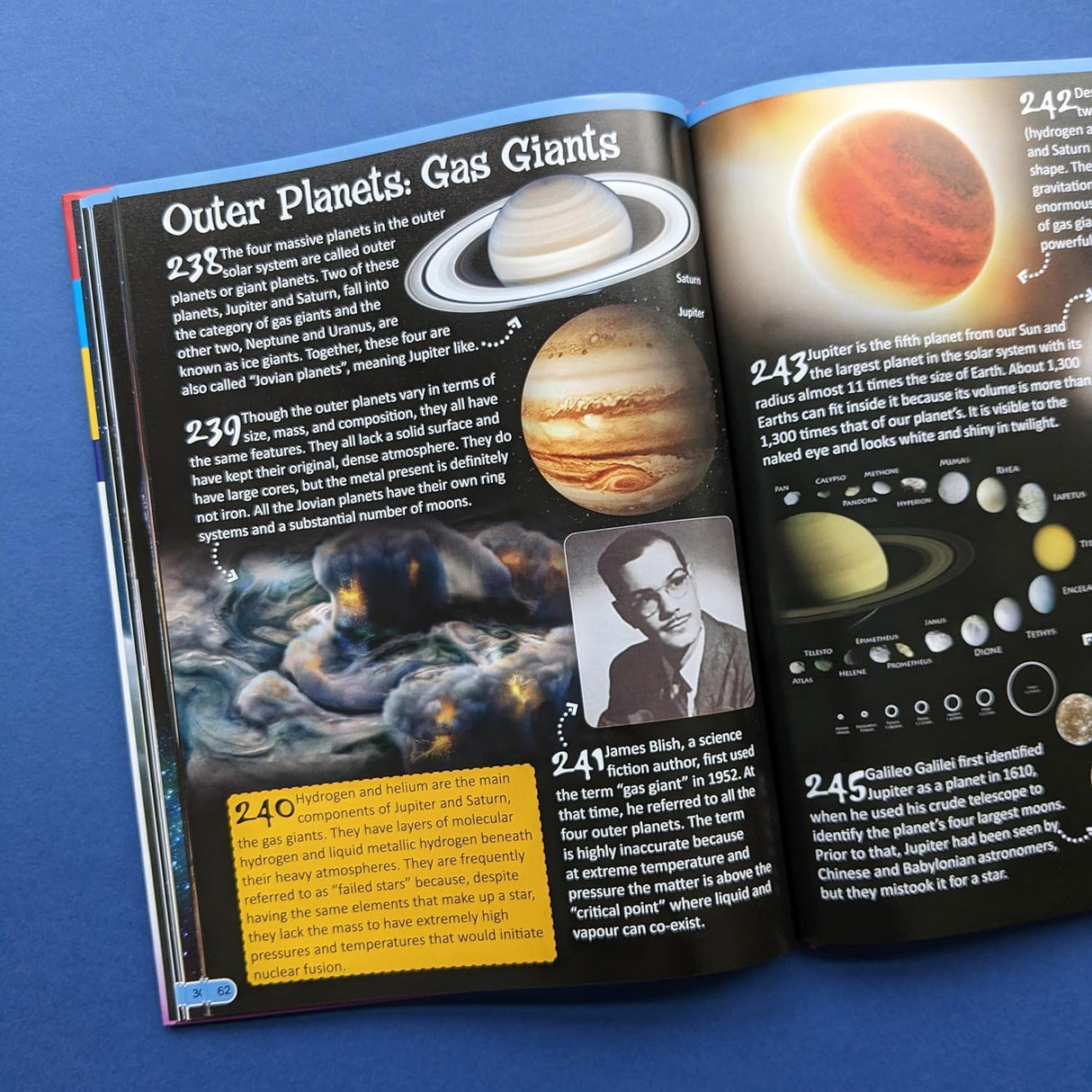 500 Fantastic Facts - Space - Children's Reference Book - STEM Learning