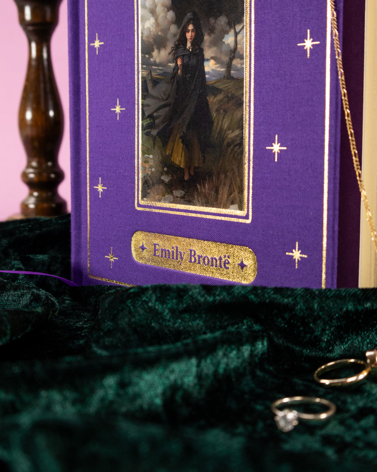 Wuthering Heights – Classic Novel