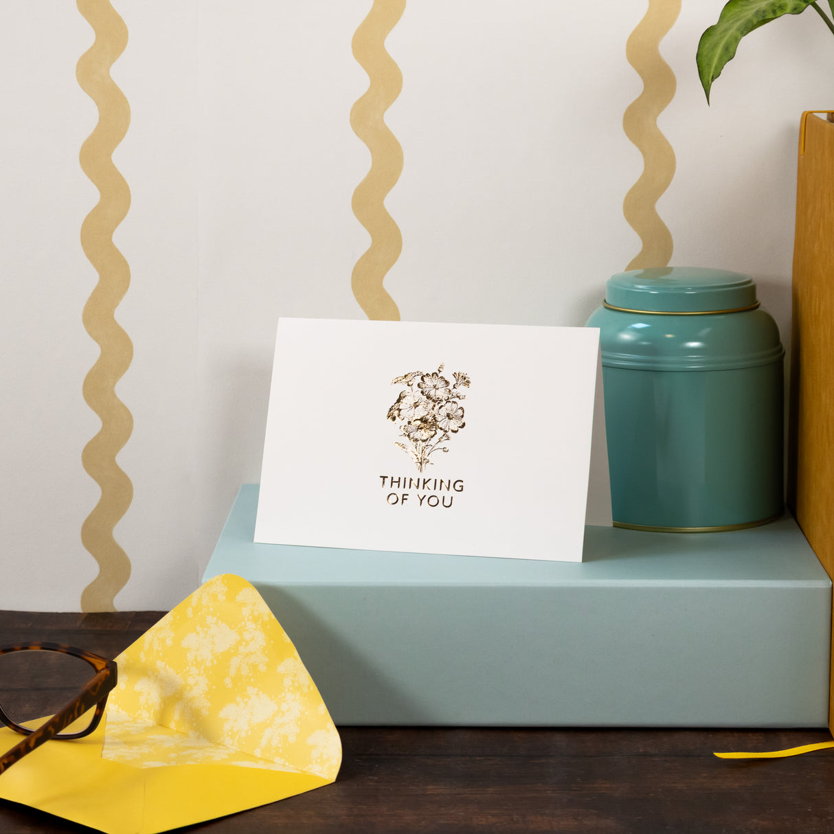 12 Notecards and Envelopes in Gift Box - “Thinking Of You” Flower Bouquet Design