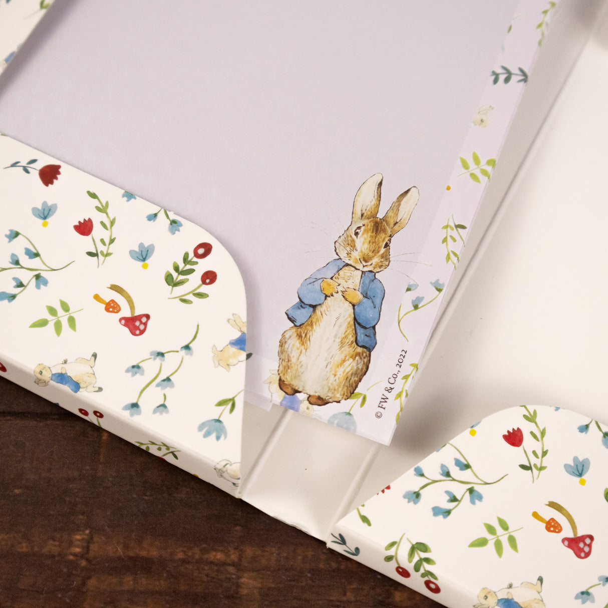 Beatrix Potter Writing Set with Envelopes - Peter Rabbit Design