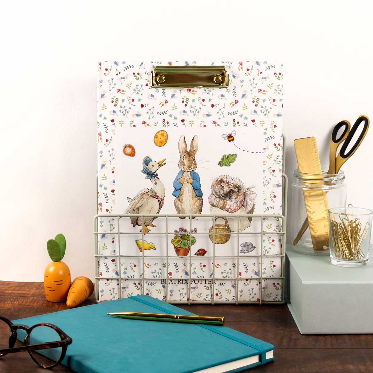 Beatrix Potter Clipboard Folder with A4 Notepad