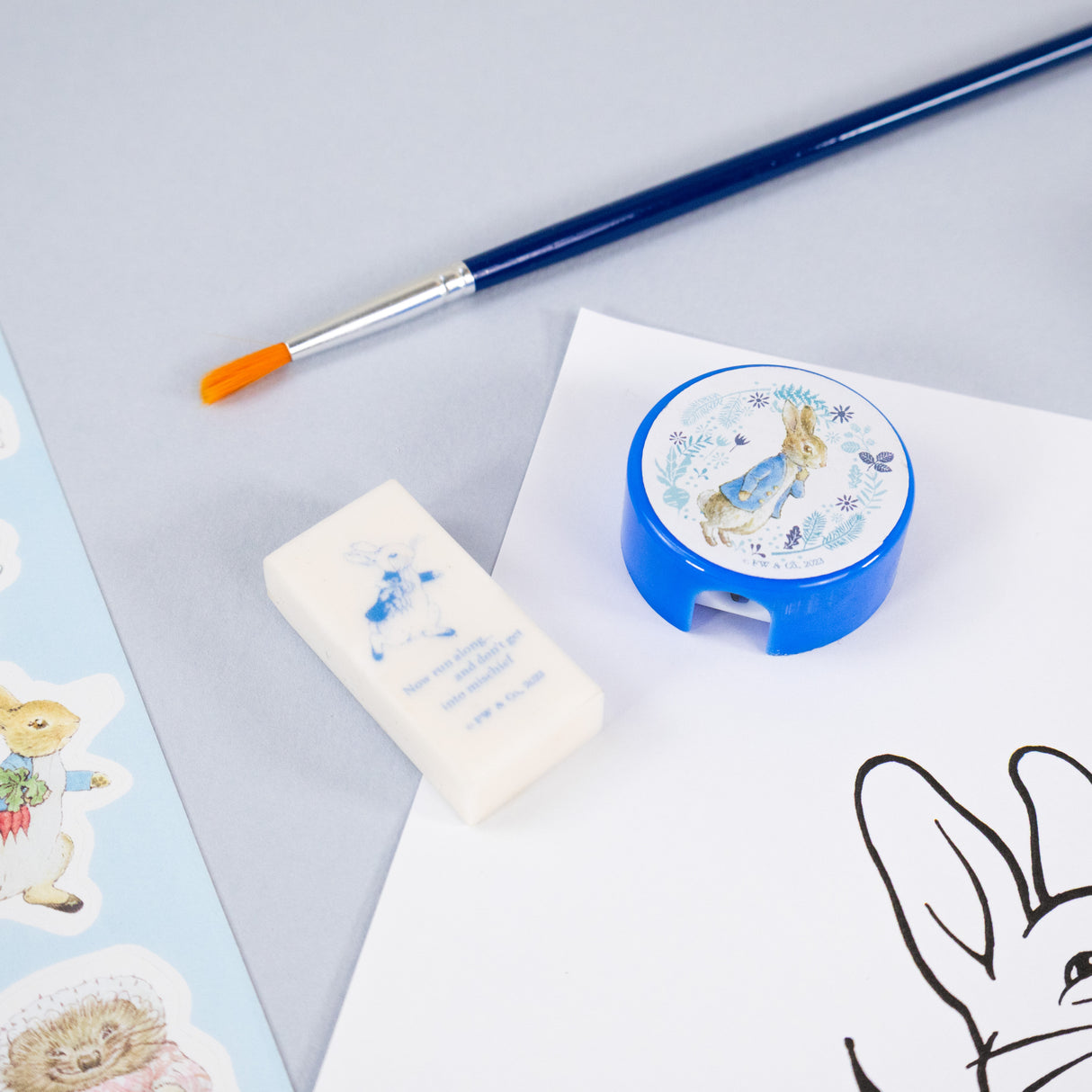 Peter Rabbit Children's Art Activity Wallet - With Sketchbook, Pencils and Stickers