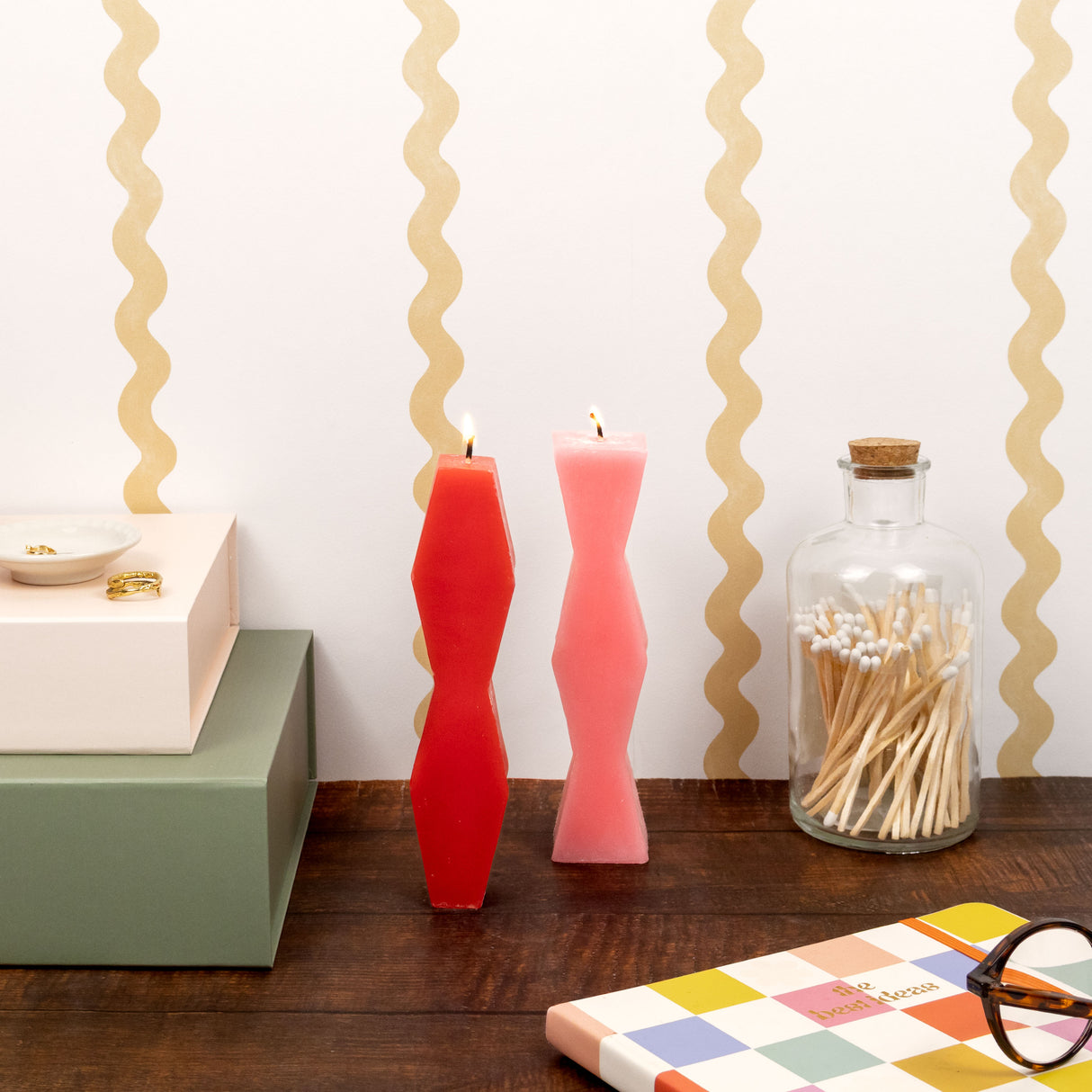 Saje Zig Zag Design Table Candle In Gift Box