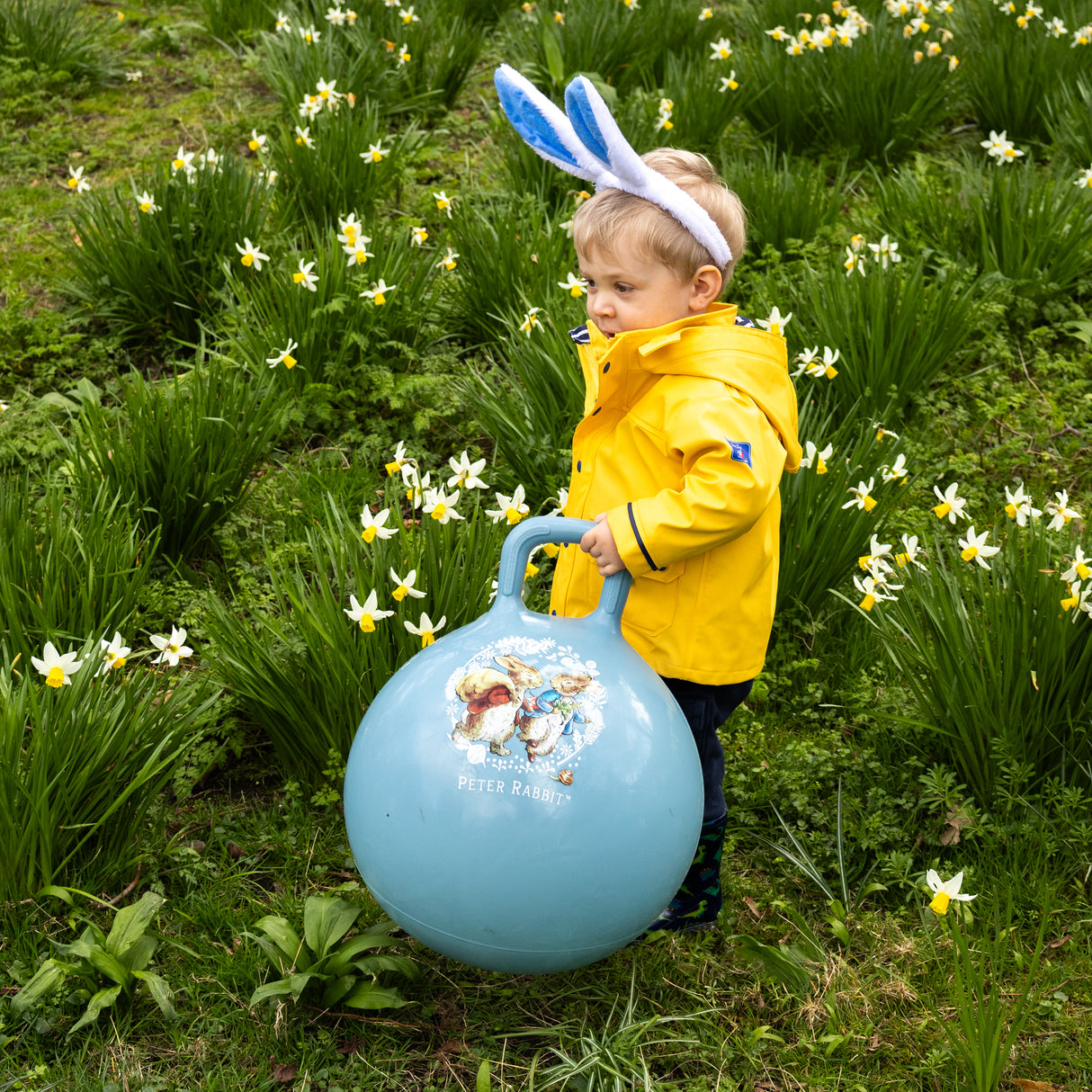 Peter Rabbit Kids Space Hopper – Retro Bouncing Fun for Children – Outdoor Active Play