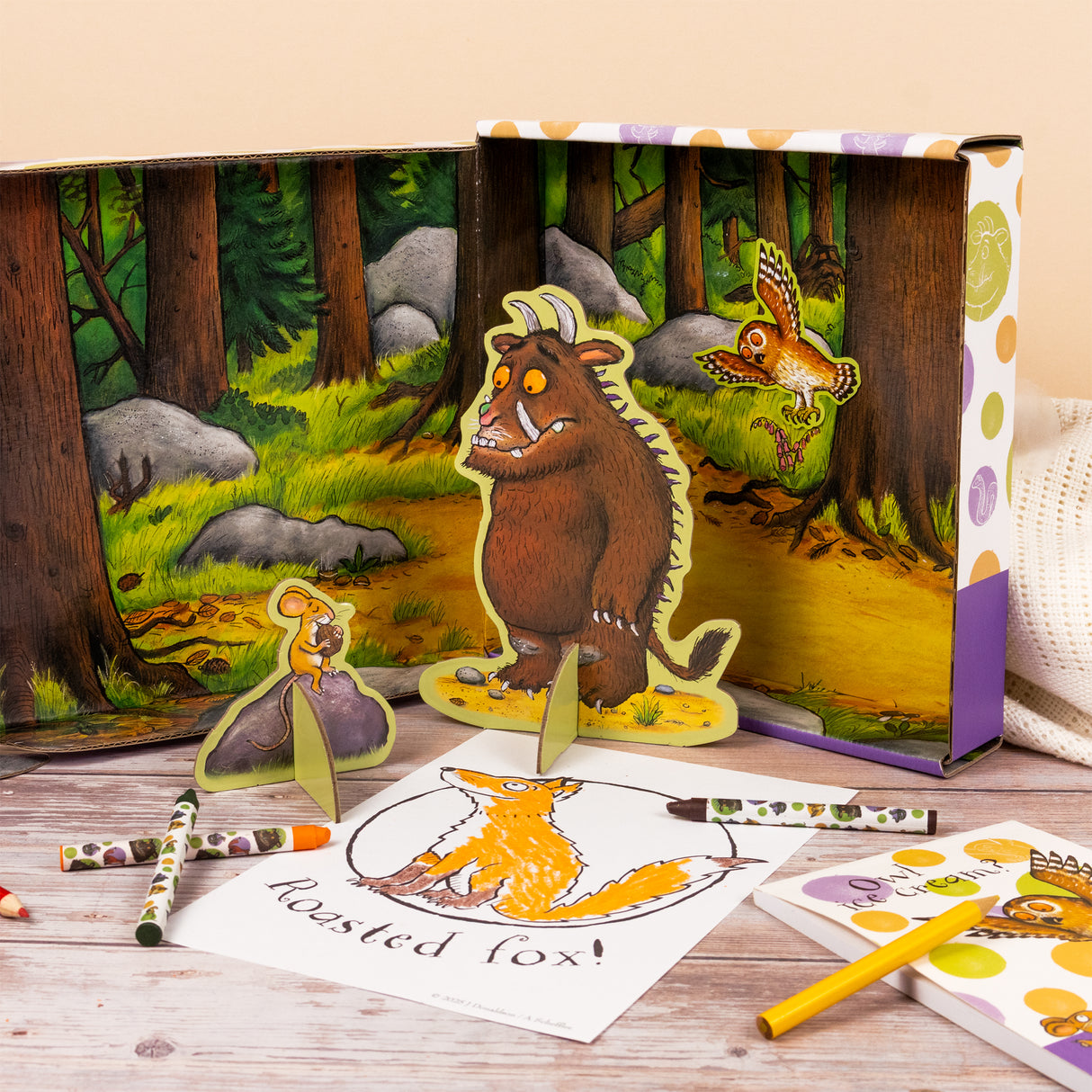 The Gruffalo Make & Play Set – Creative Activity Kit with Play Scene