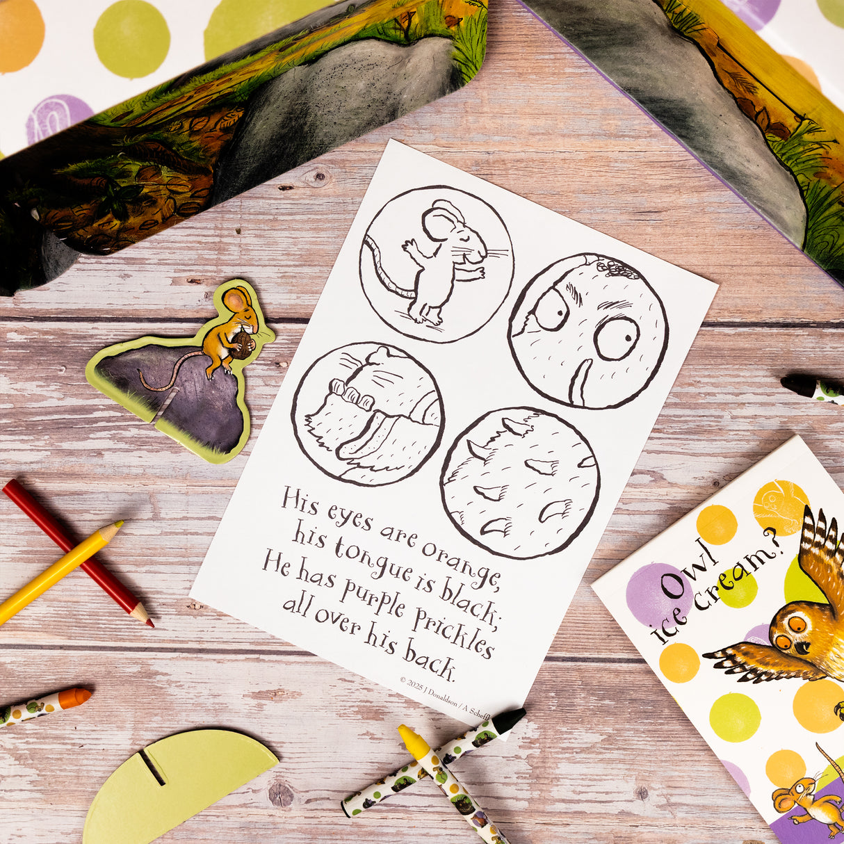 The Gruffalo Make & Play Set – Creative Activity Kit with Play Scene