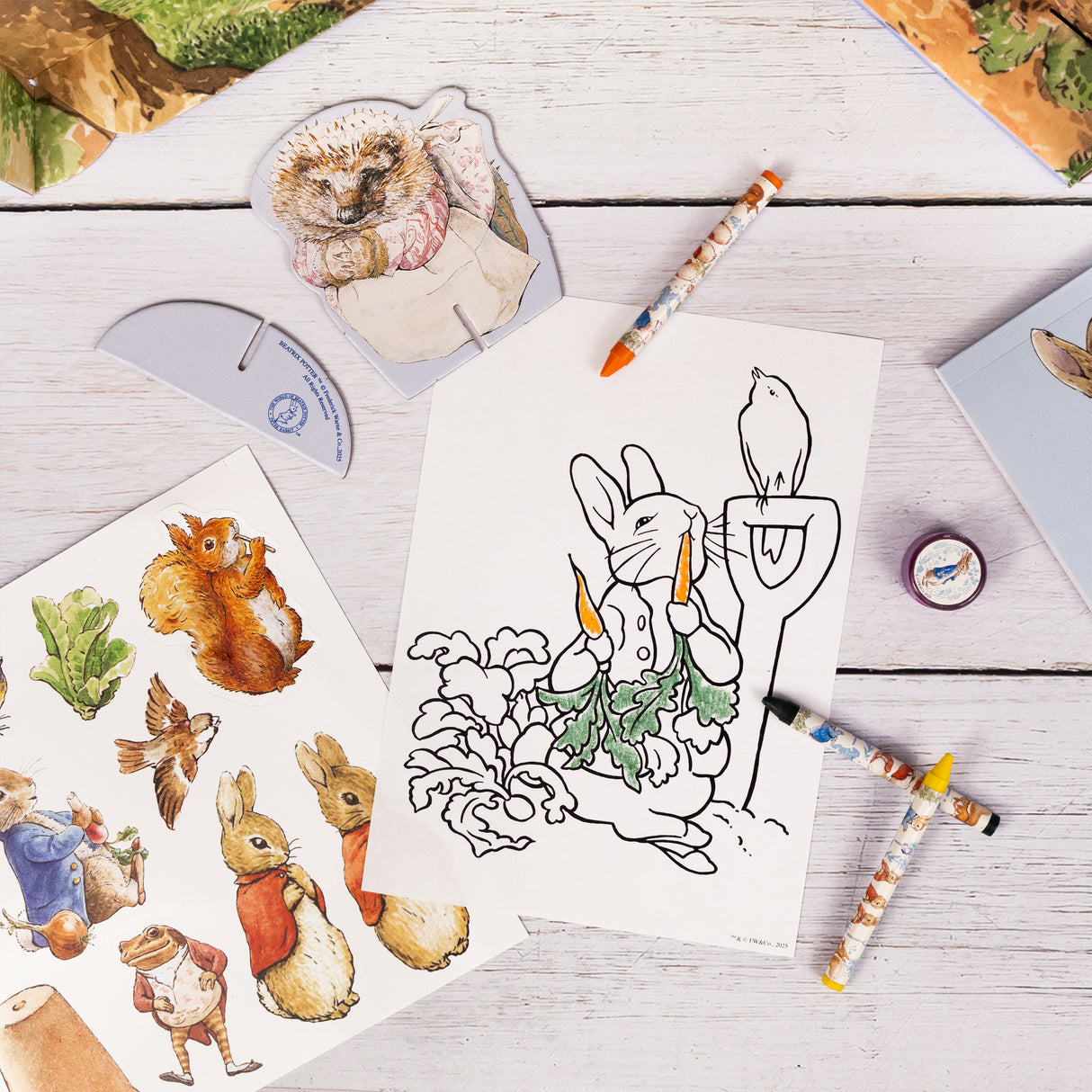 Peter Rabbit Make & Play Set – Creative Activity Kit with Play Scene