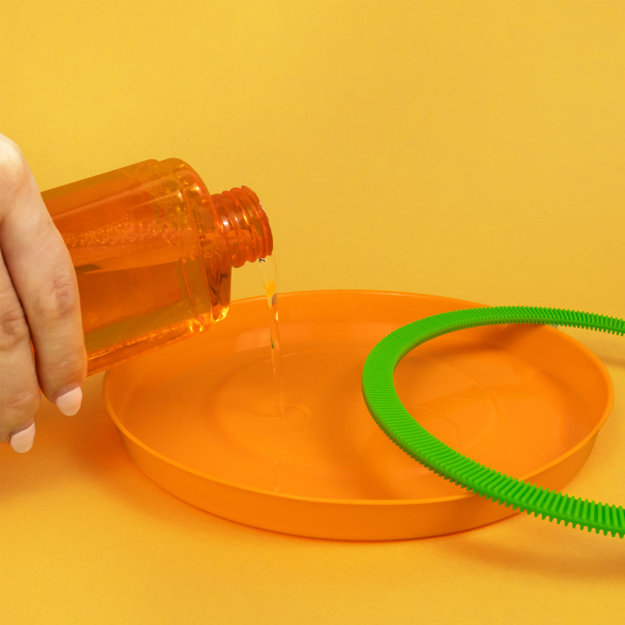 Dinosaurs Giant Bubble Maker