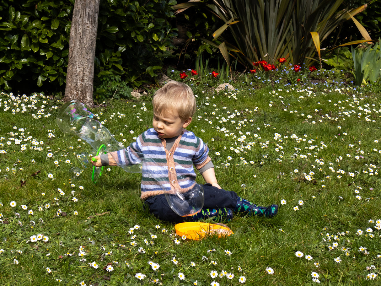 Dinosaurs Giant Bubble Maker