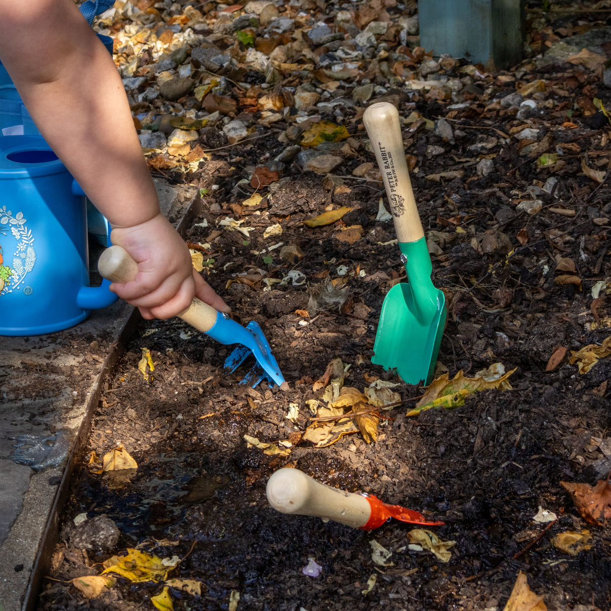Peter Rabbit Children’s Garden Tool Set – 3-Piece Kids Gardening Kit with Trowel, Rake & Spade