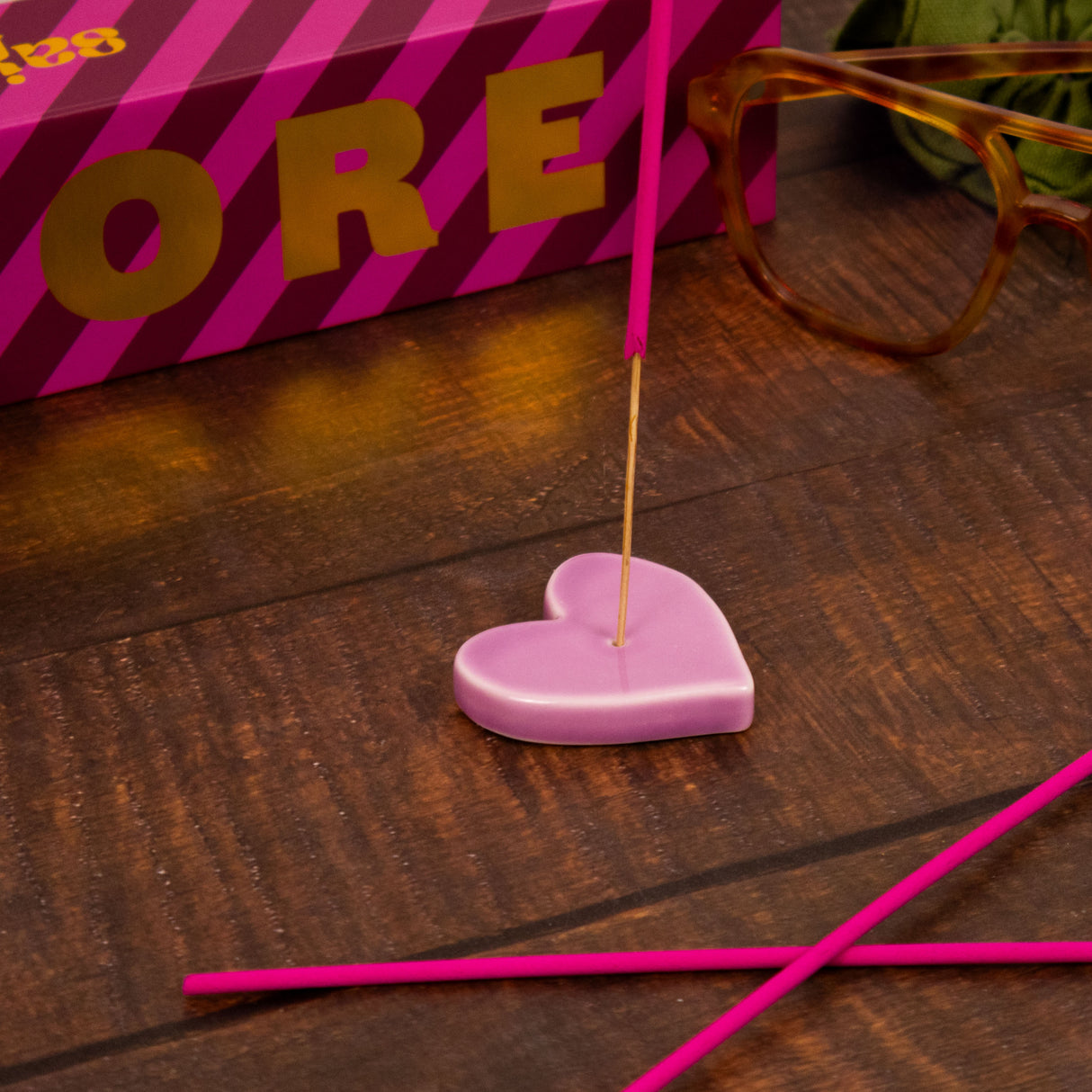 Amore Incense and Ceramic Holder - Fig & Citrus Scent with Pink Heart Ceramic Holder