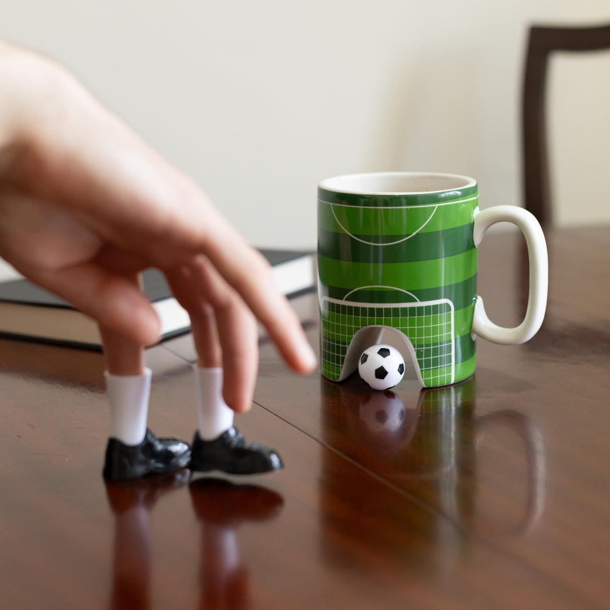The Gentleman’s Emporium Football Mug & Game Gift Set