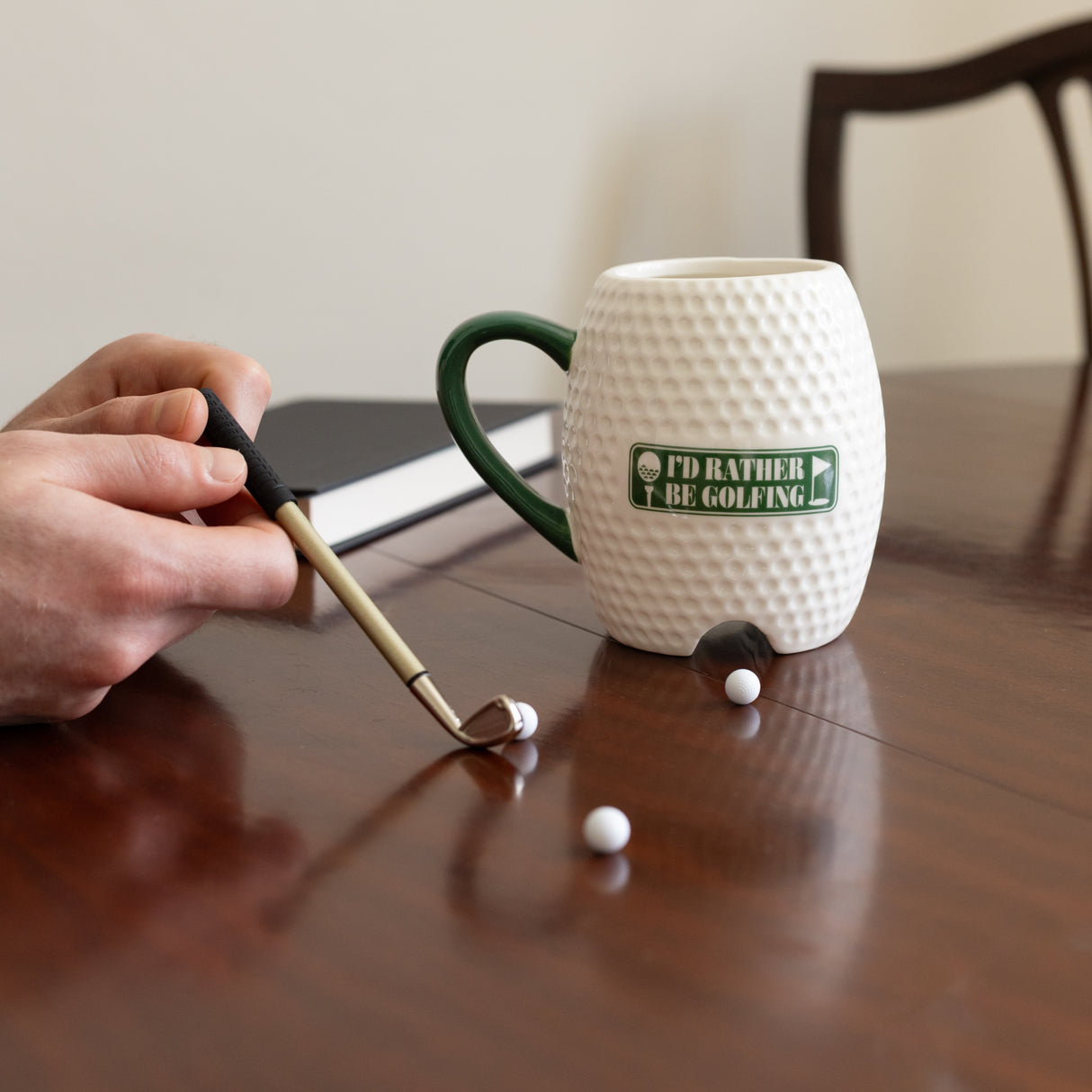 The Gentleman’s Emporium Golf Mug & Game Gift Set