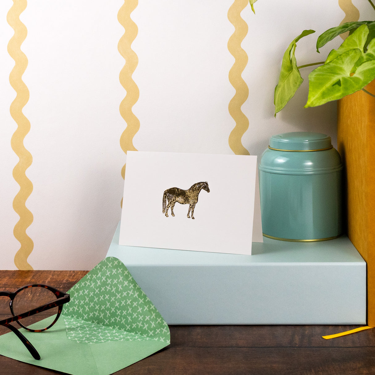 12 Notecards and Envelopes in Gift Box - Horse Design