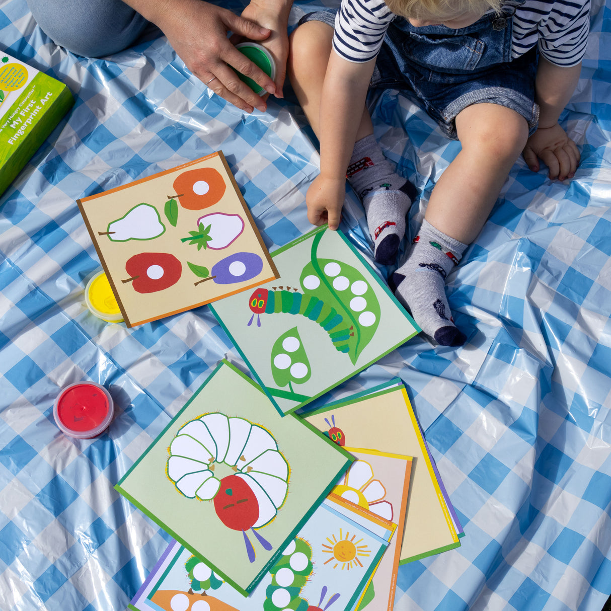 World of Eric Carle My First Fingerprint Art Kit – Toddler Craft Set with Paints & Colouring Sheets – The Very Hungry Caterpillar
