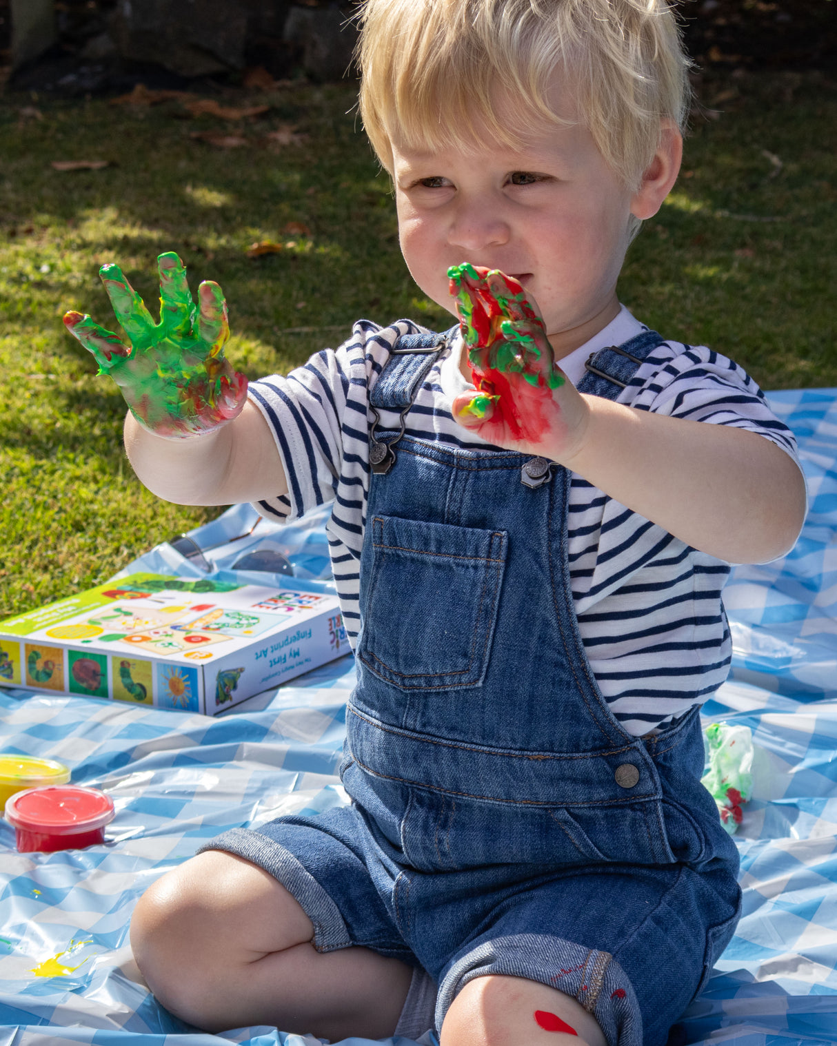 World of Eric Carle My First Fingerprint Art Kit – Toddler Craft Set with Paints & Colouring Sheets – The Very Hungry Caterpillar