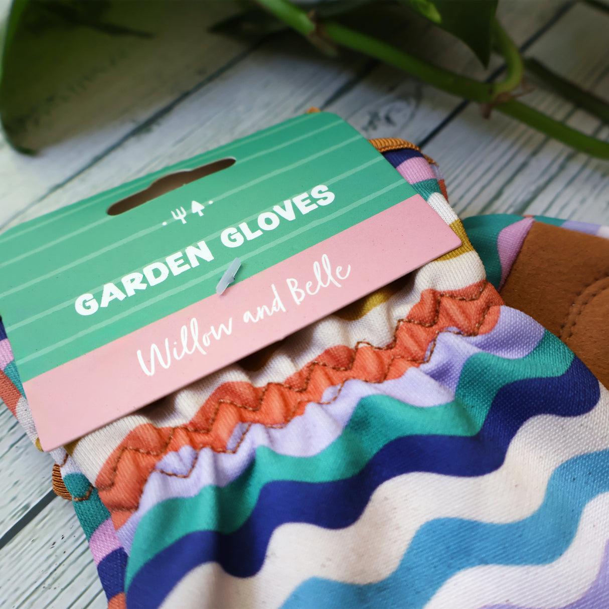 Willow and Belle Outdoor Gardening Gloves - Women's One Size - Padded with Elastic Cuffs