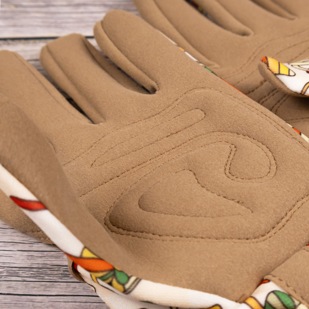 Saje Gardening Gloves - Women's One Size – Retro Mushroom Design