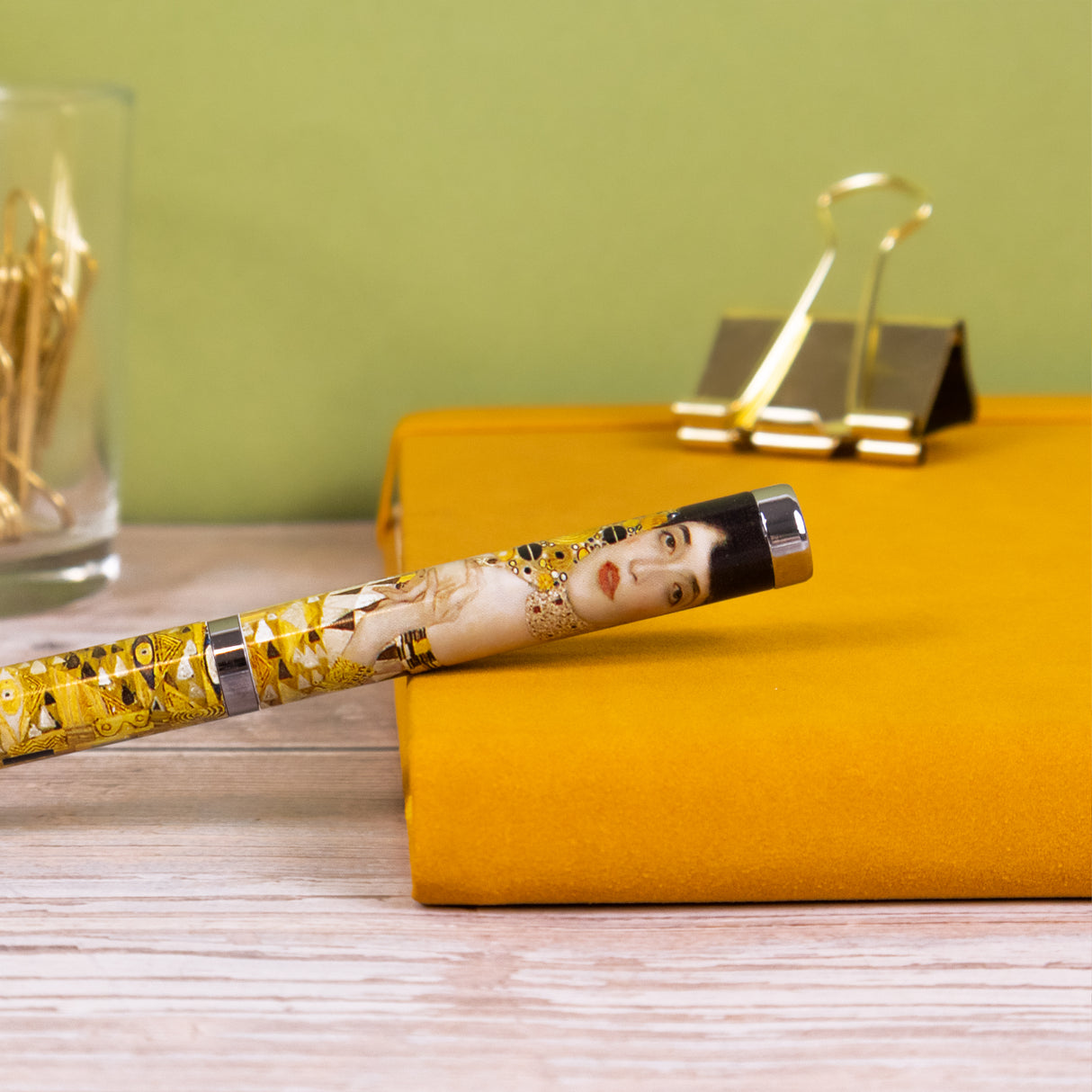 Gustav Klimt Fine Art Ballpoint Pen – Black Ink Pen with Twist Mechanism in Gift Box – Elegant Stationery Gift