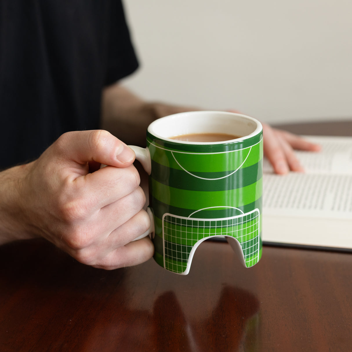 The Gentleman’s Emporium Football Mug & Game Gift Set