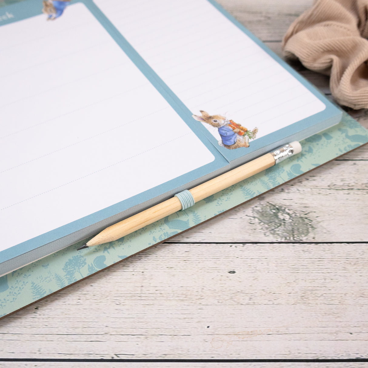 Peter Rabbit Magnetic Weekly Planner