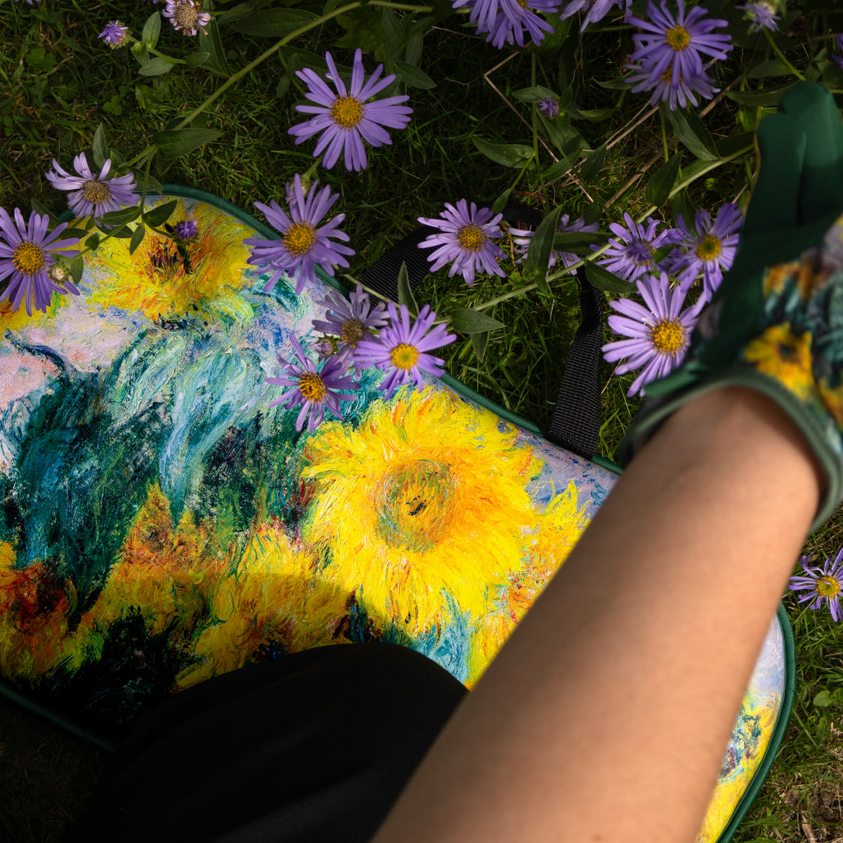Memory Foam Garden Kneeler - Monet's Bouquet of Sunflowers Design